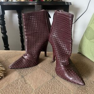 Alexander Wang Leather Cutout Accent Boots Size 6.5 color is Burgundy!!